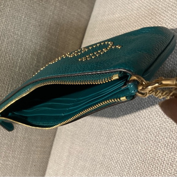 Coach Vintage Teal Wristlet/Clutch - Picture 5 of 8